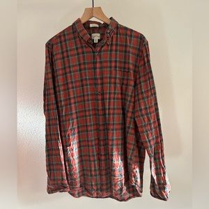 J. Crew brushed twill red and green plaid shirt Tall Large size.